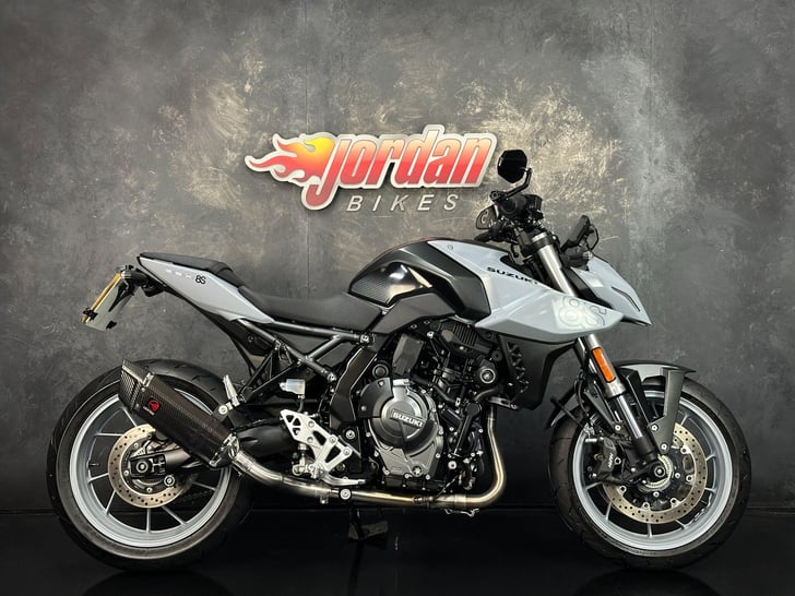 SUZUKI GSX-8S 800