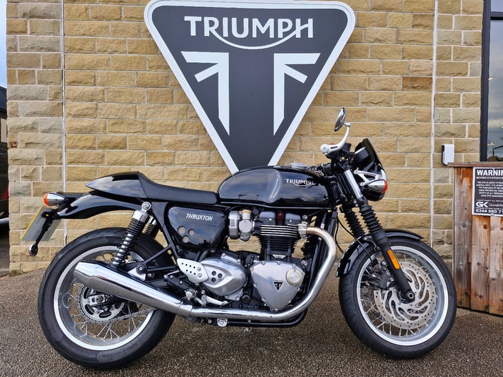 TRIUMPH THRUXTON 1200