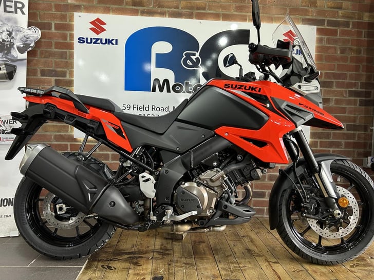 Suzuki V-STROM 1050