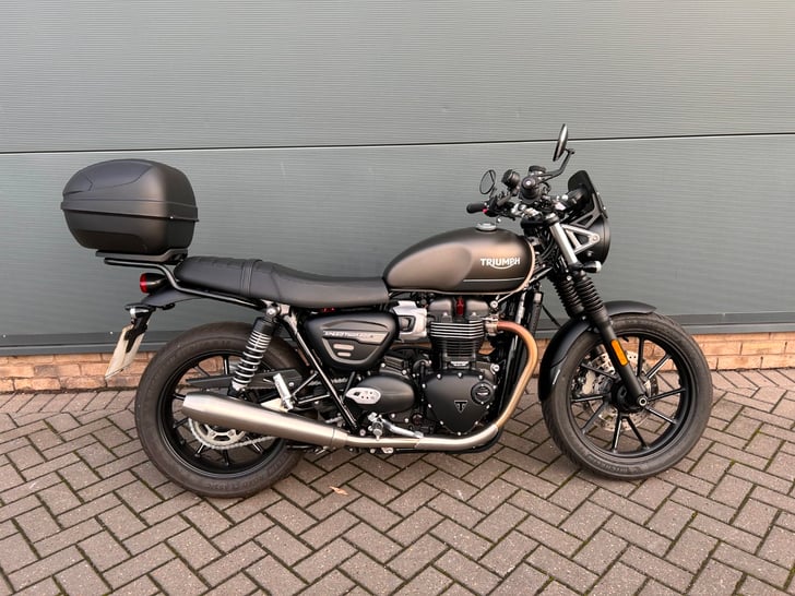 Triumph SPEED TWIN 900