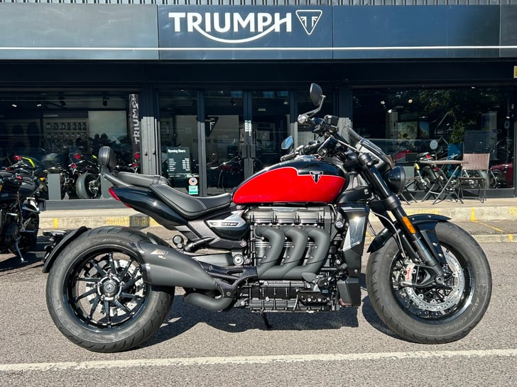 Triumph ROCKET 3 STORM GT