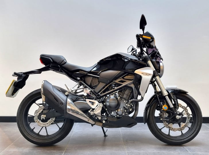 Honda CB300R