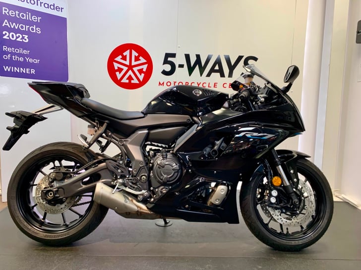 Yamaha YZF-R7