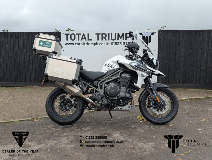 TRIUMPH TIGER 1200 XRT