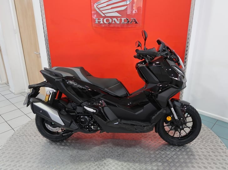 Honda ADV 350