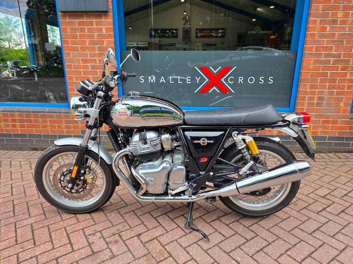 Royal Enfield INTERCEPTOR 650 TWIN CHROME