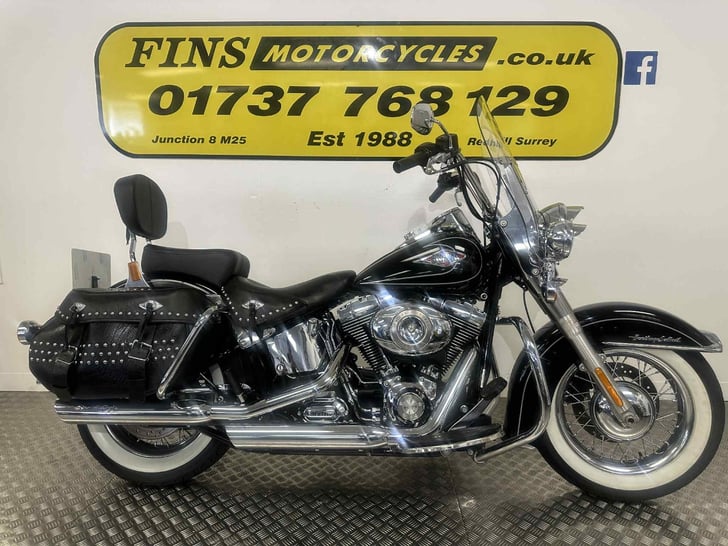Harley-Davidson SOFTAIL FLSTC HERITAGE SOFTAIL CLASSIC