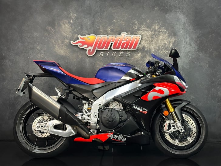 Aprilia RSV4 1100 FACTORY