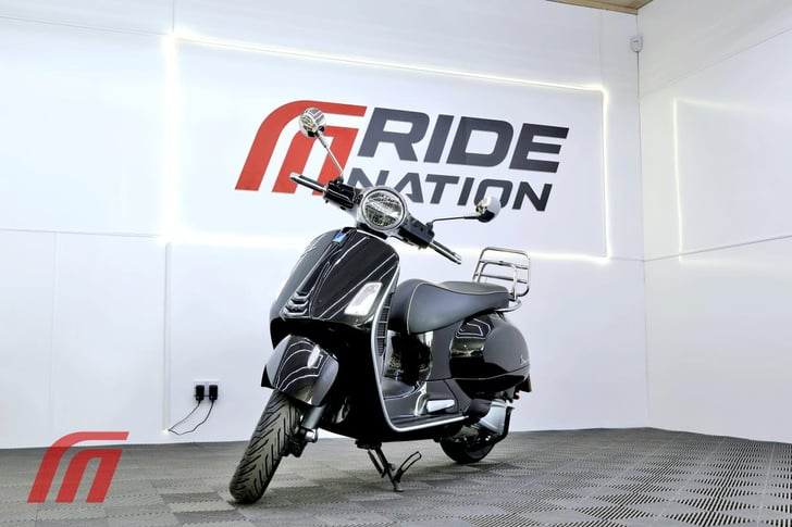 Piaggio VESPA GTS 300 SUPER ABS 