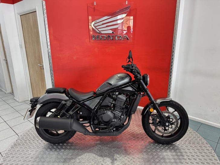 Honda CMX1100 REBEL