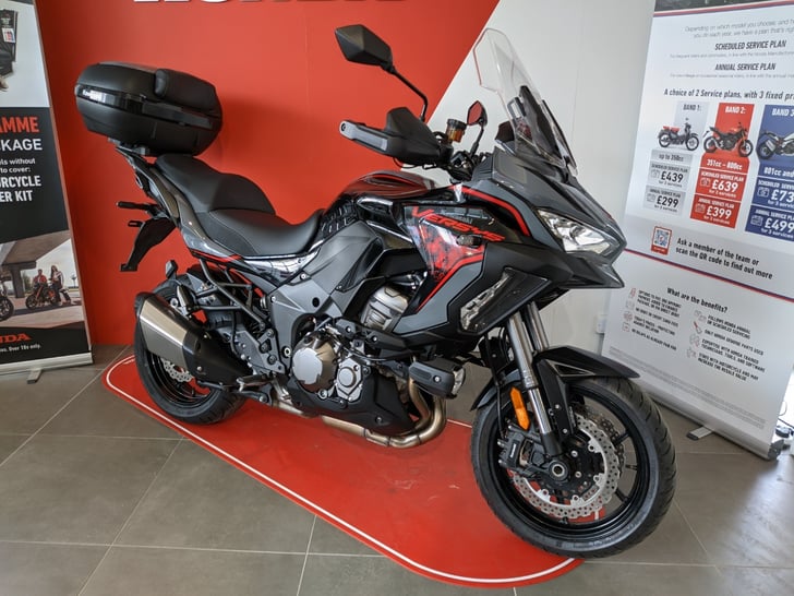 Kawasaki Versys 1000 SE Grand Tourer