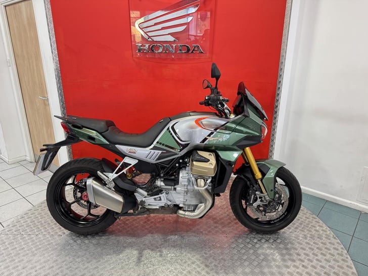 Moto Guzzi V100 Mandello S