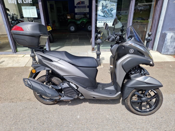 Yamaha TRICITY 125