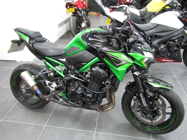 Kawasaki Z900 SUPERNAKED