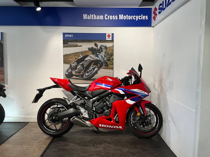 Honda CBR650R 650 E-CLUTCH