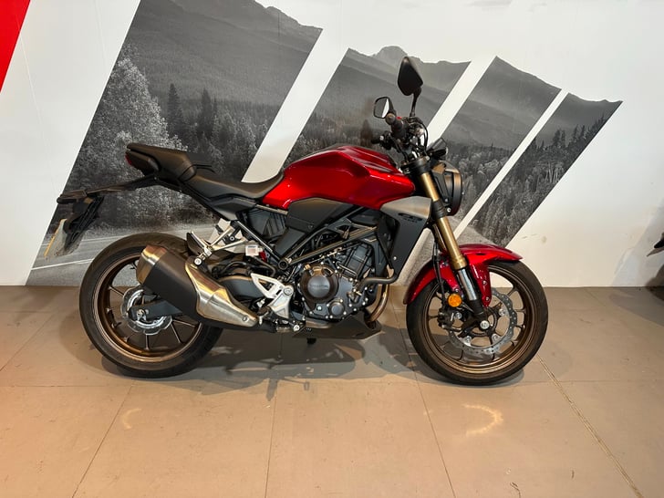 Honda CB300R