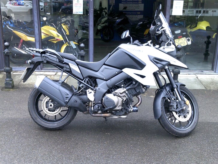 Suzuki V-STROM 1050