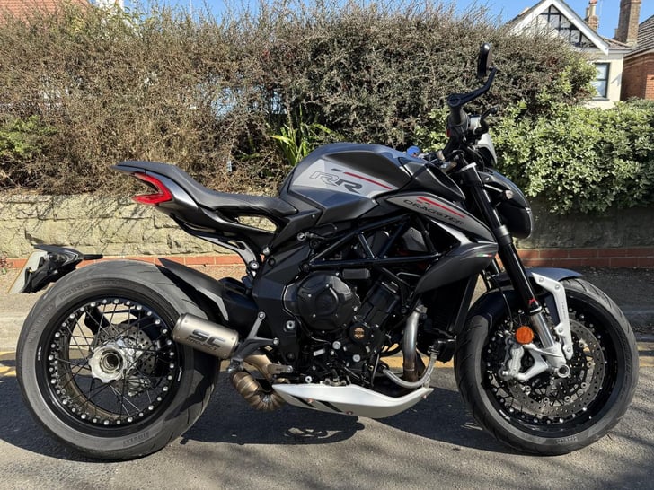 Mv Agusta DRAGSTER 800 RR