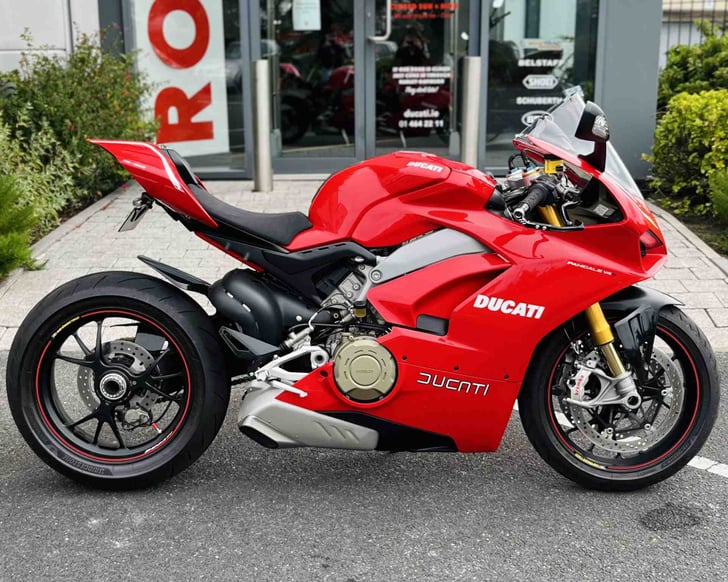 DUCATI PANIGALE V4 S