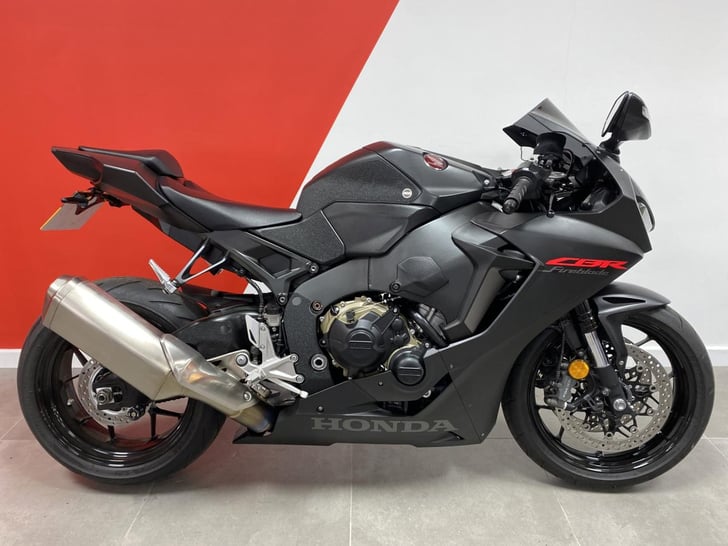 HONDA CBR 1000 RA-K 