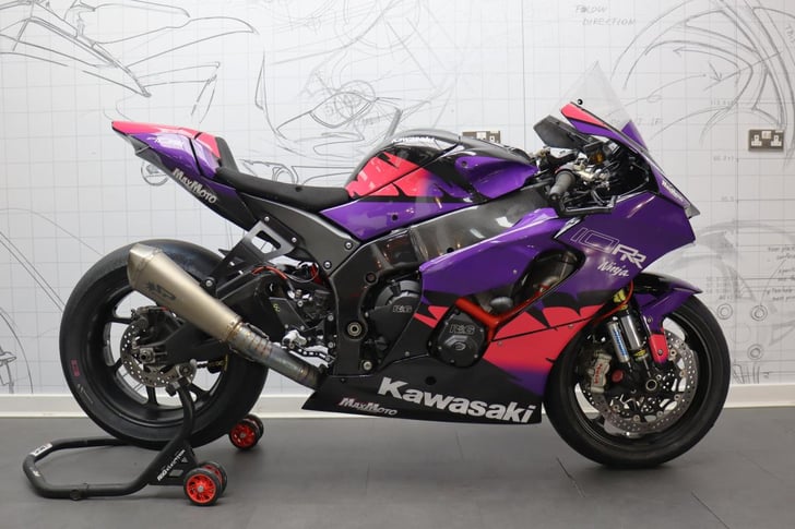 Kawasaki ZX 1002 GKF 