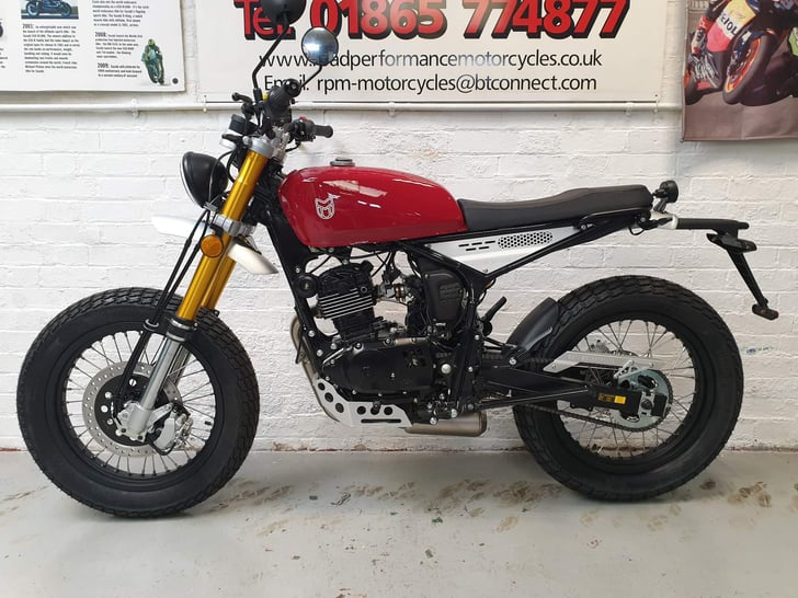 Mutt RAZORBACK 125