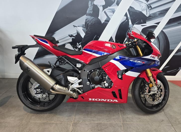 Honda CBR1000RR-R SP 