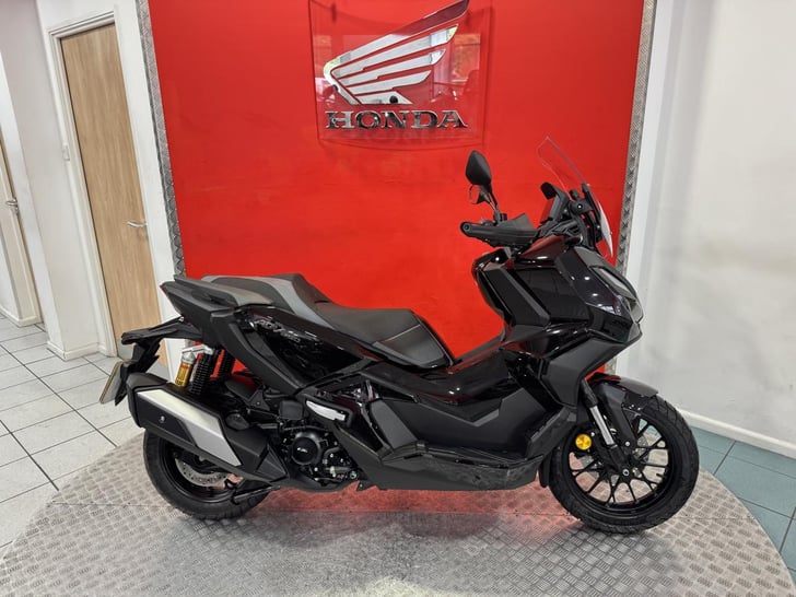 Honda ADV 350