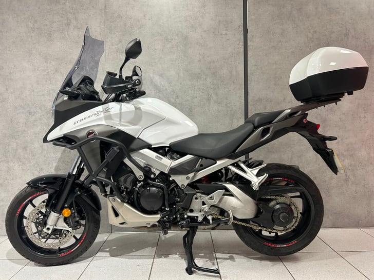 Honda VFR800X CROSSRUNNER