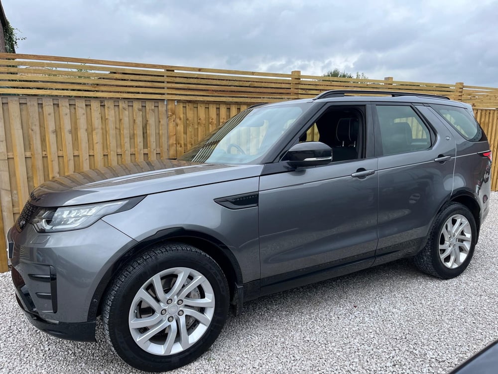 Used Land Rover DISCOVERY DISCOVERY 3.0 SD V6 HSE AUTO 4WD EURO 6 (S/S) 5DR for sale in Chesterfield