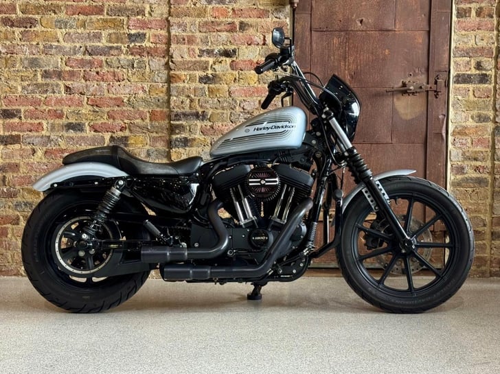 Harley-Davidson XL 1200N SPORTSTER IRON 1200 