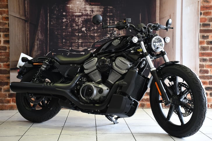 Harley-Davidson NIGHTSTER 975