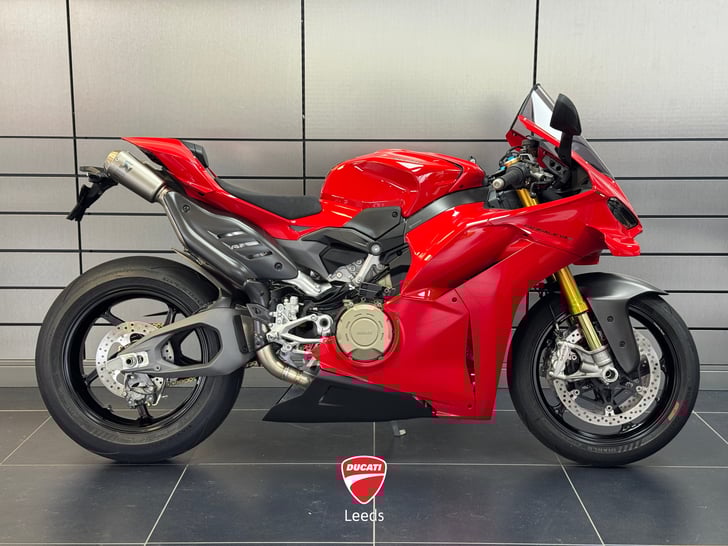 Ducati PANIGALE V4 S