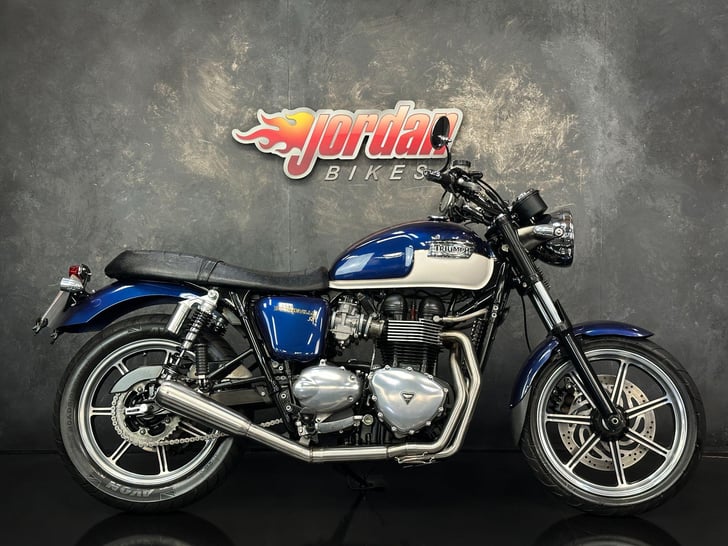Triumph BONNEVILLE 865 865 SE
