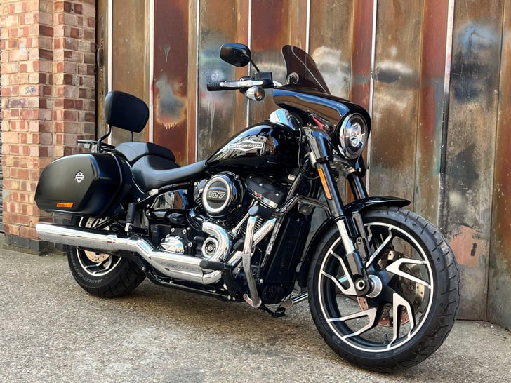 Harley-Davidson SOFTAIL 1745 FLSB SPORT GLIDE