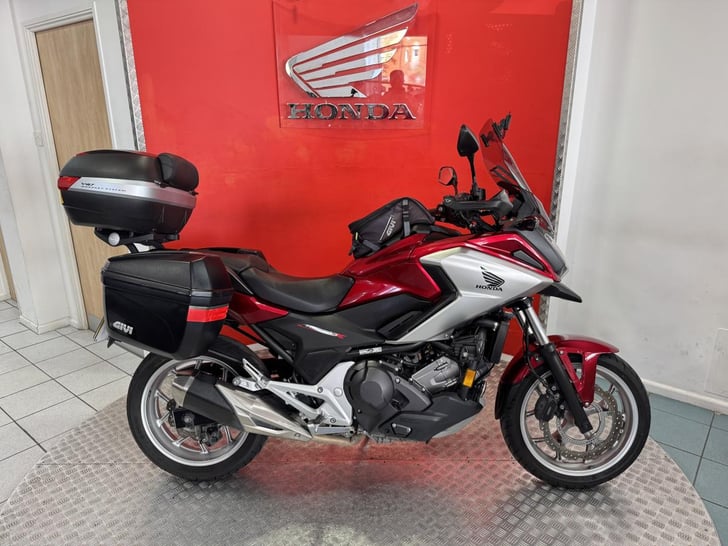 Honda NC750X DCT