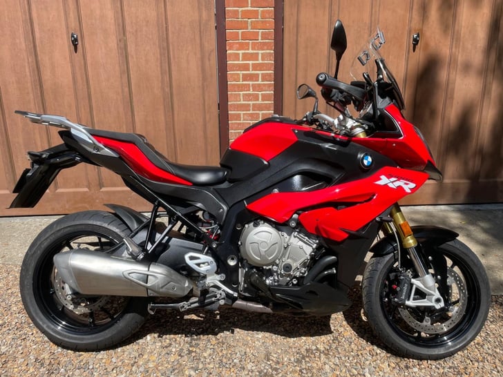 BMW S1000XR