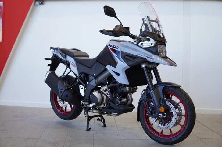 Suzuki DL1050R 