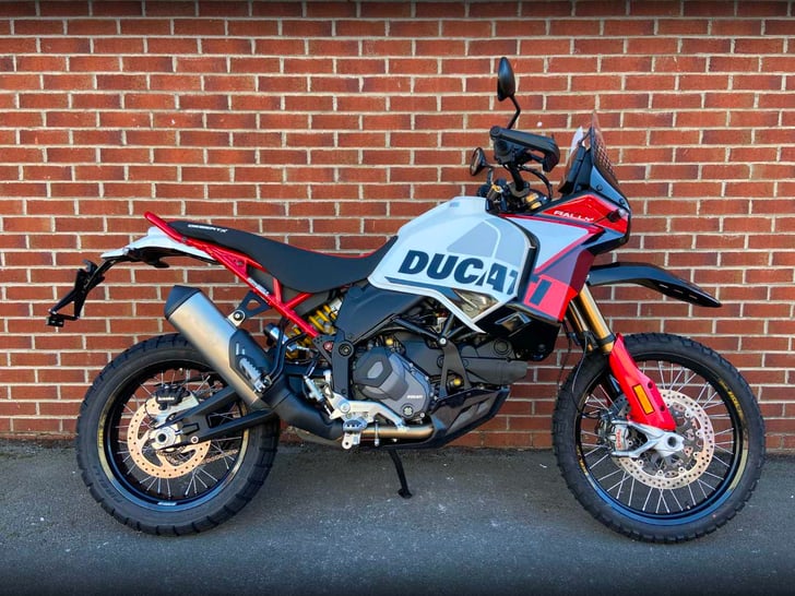 DUCATI DESERTX RALLY