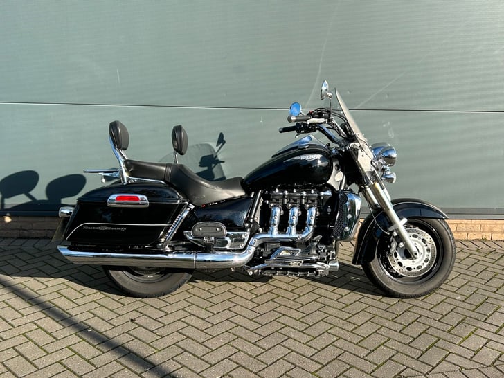 TRIUMPH ROCKET III TOURING