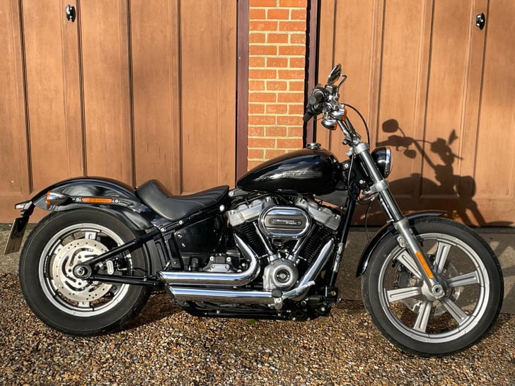 Harley-Davidson SOFTAIL FXST STANDARD