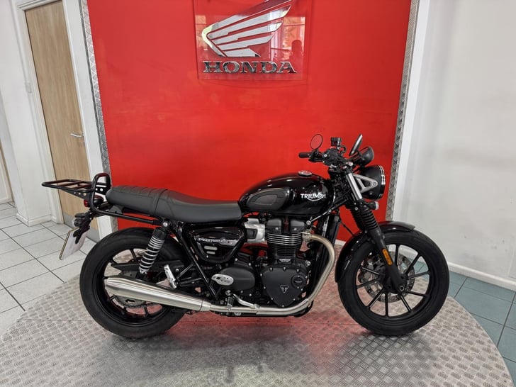 Triumph SPEED TWIN 900