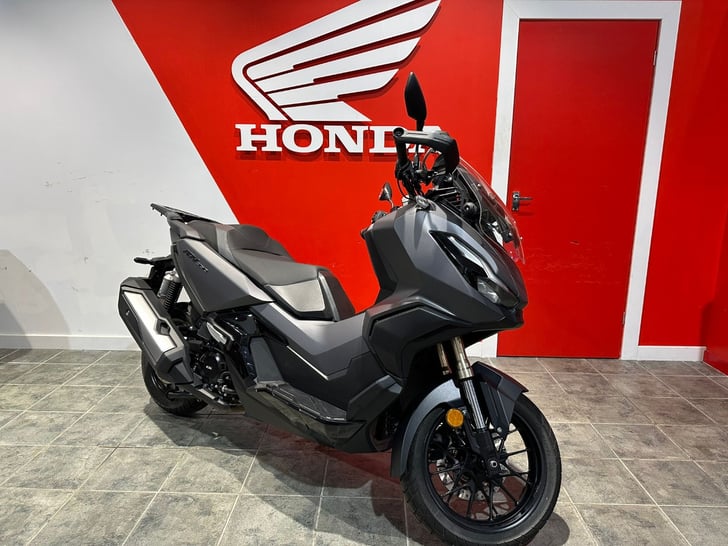 HONDA ADV 350