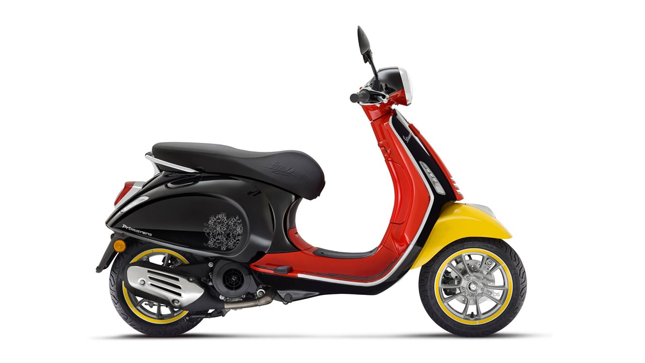 Vespa Primavera 125 Mickey Mouse Edition