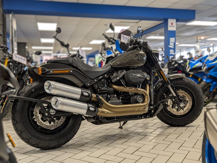 HARLEY-DAVIDSON DYNA 1868 FXFBS FAT BOB 114