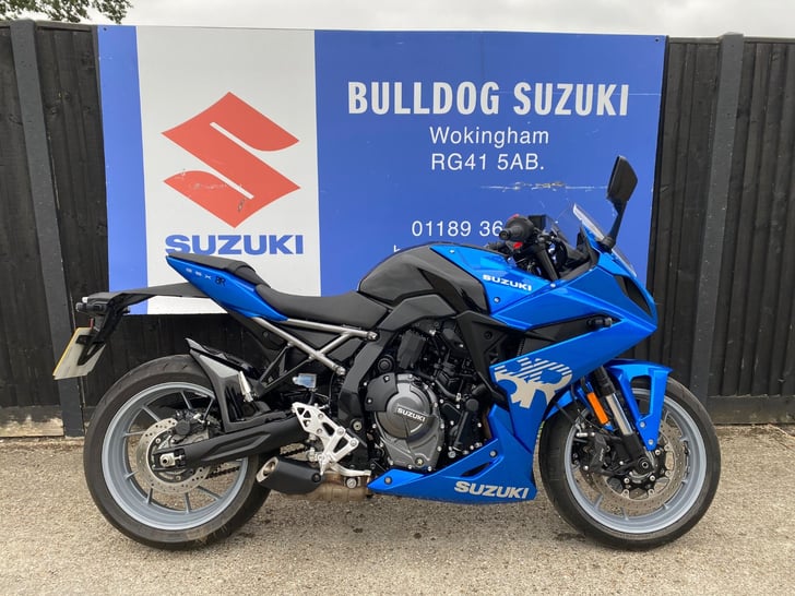 Suzuki GSX-8R