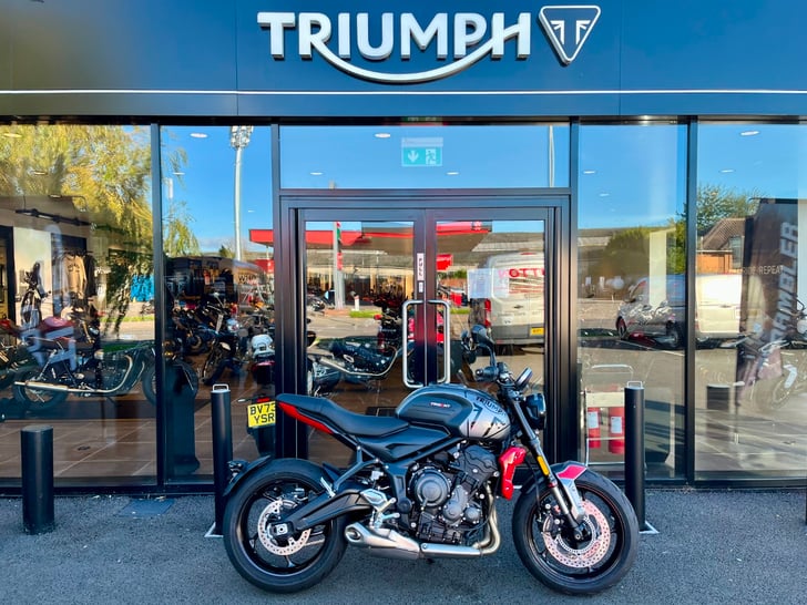 Triumph TRIDENT 660