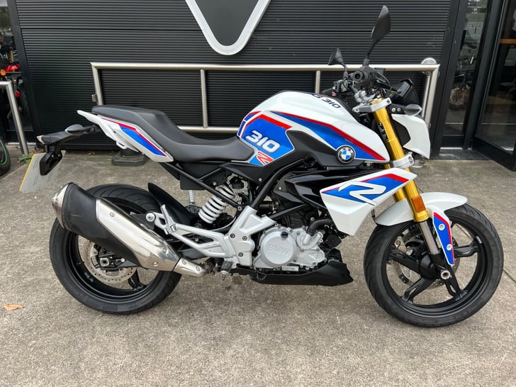 BMW G 310 R