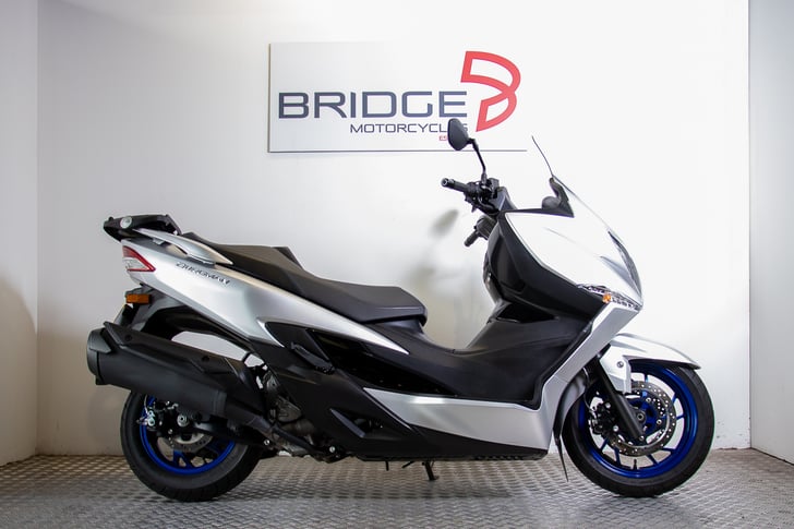 Suzuki BURGMAN 400