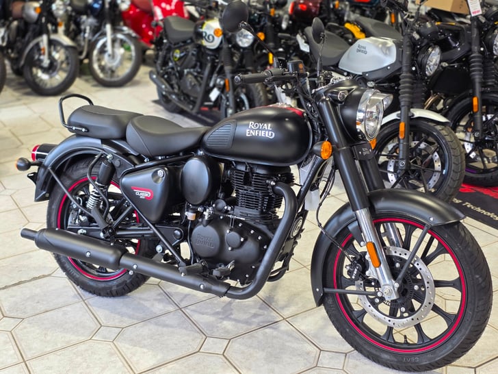 Royal Enfield CLASSIC 350 DARK